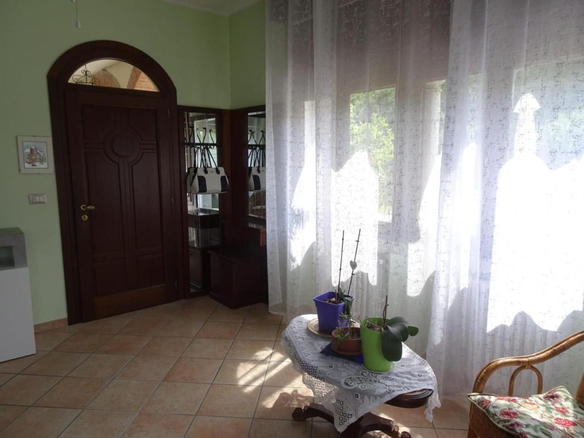 Appartamento Verdi Colline Moniga del Garda Exterior photo